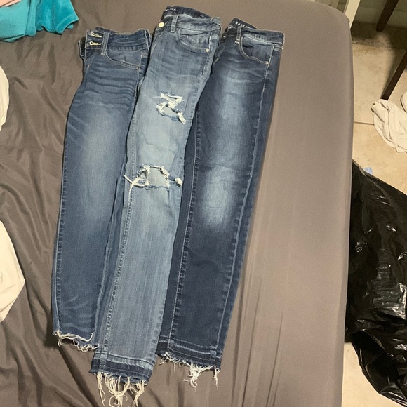 Skinny and straight jeans - Picture 1 of 4
